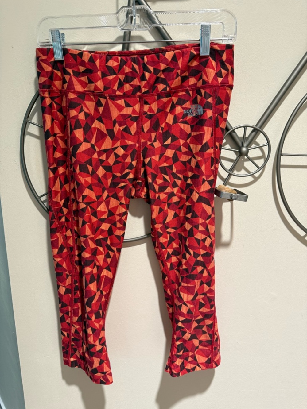 The North Face Women’s Red and Orange Geometric Leggings Size M Activewear
